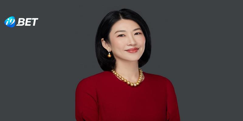 Giới thiệu sơ lược về nhà lãnh đạo quyền lực Minh Thúy